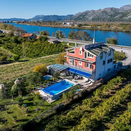 House Goran, *